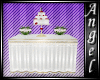 L$A Golden Wedding Cake