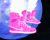 Kicks pink