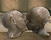 T- Statue Kiss 2