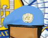 U.N. beret (M)