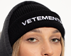 Vete (Beanie + Dreads)