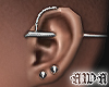 擾 Ear piercings
