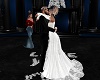 WEDDING KISS POSE