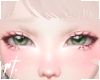 ¤ green eyes