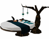 LC Tree Bed W/Poses