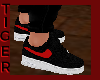 KICKS BLACK RED