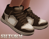 Brown Sneakers M