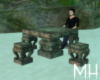 [MH] M Stone Table