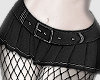 B&W skirt V2 + fishnets