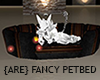 {ARE} Pet Bed w/ Poses