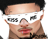 G. Kiss me white
