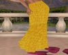 [J] Yellow skirt