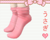 ∿R pink socks.