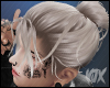 •Manbun blond