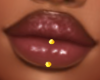 ! Gold Lip Piercing