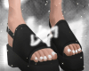 〷 sandals
