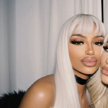 lipstickNpistols