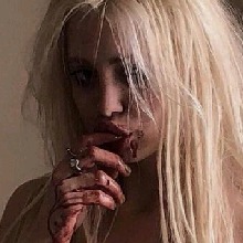 KillerQueenn