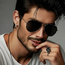 Isidro16