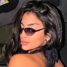 Guest_Kiara427838