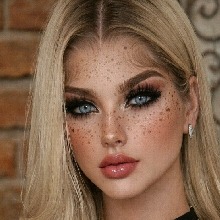Guest_Alicia689894