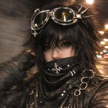 Guest_XRoxxyyyX