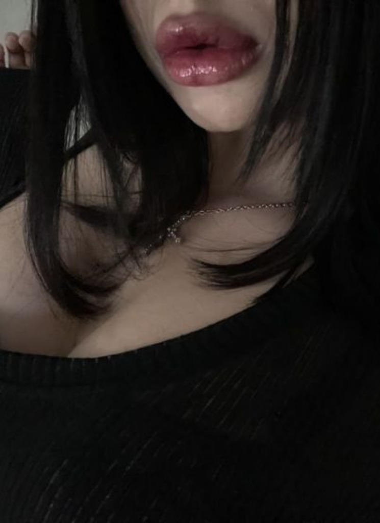 Guest_Erika695862