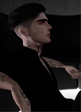 YXXV