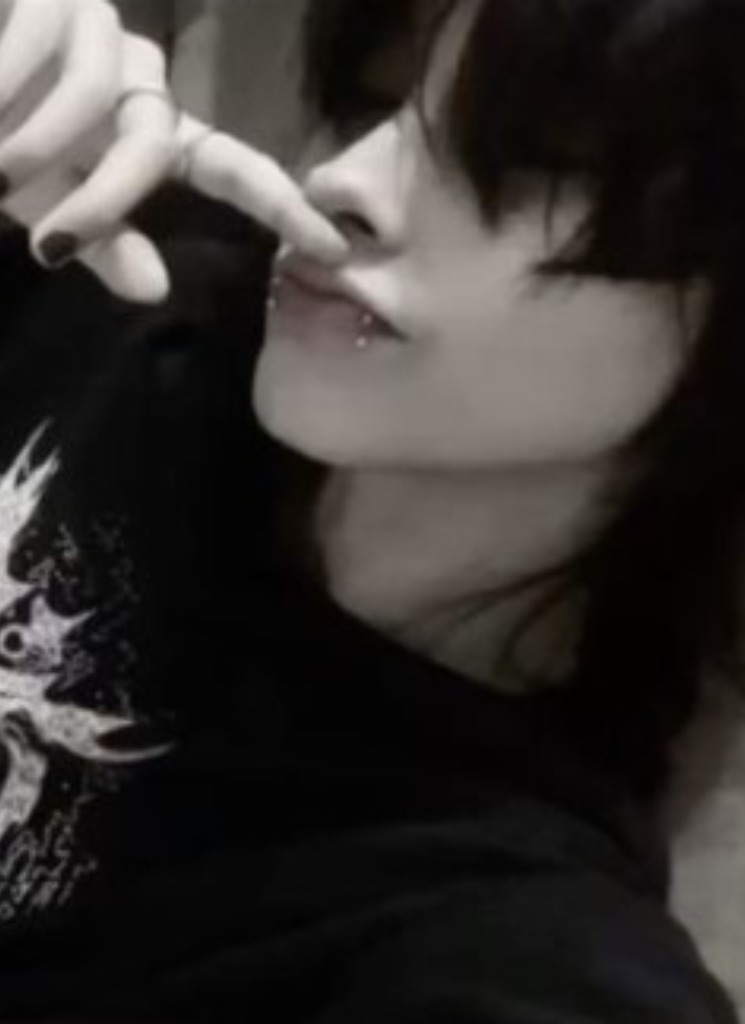Guest_M1Ts