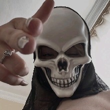 Guest_zlyrie
