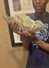 Guest_taytay114166