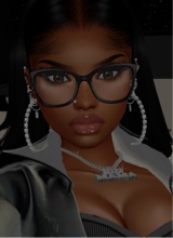 QUEENRIAH23