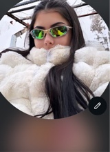 Guest_Larissinha46