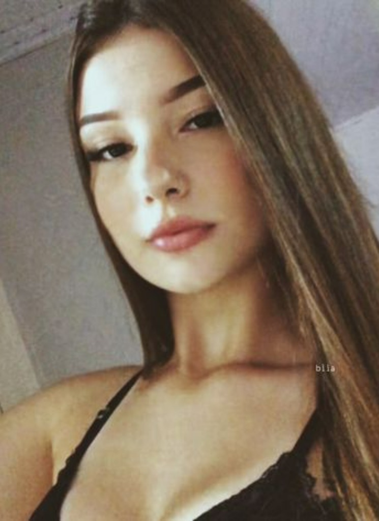 Guest_desiqueen1