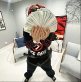 ThEoNeUnEeD1