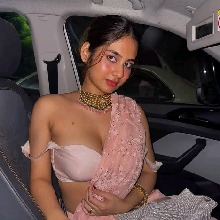 Guest_Himani3