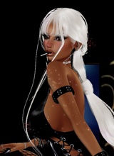 AnaCarolina700763