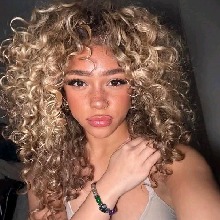 Guest_Gabymoura1