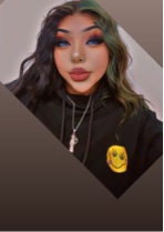 Guest_Zmileeeyy