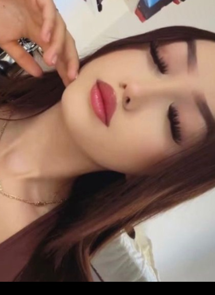 Guest_Saraa2428