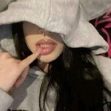 Guest_cooingdarkpastelcbda