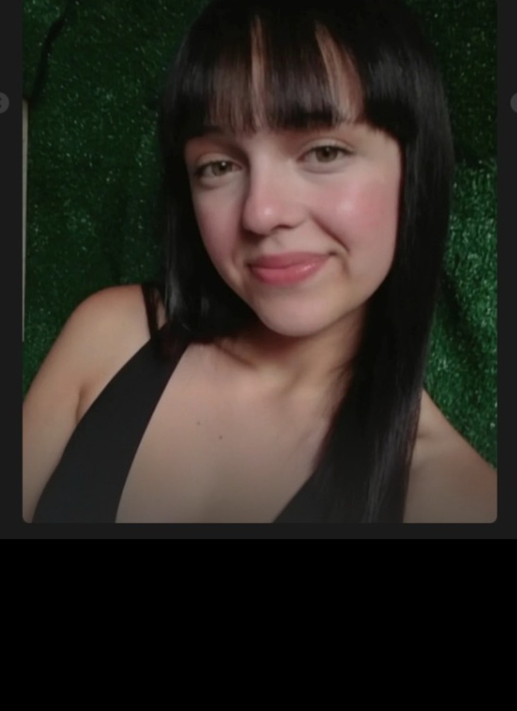 Guest_Alinelara1